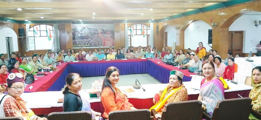 The meeting of the Himachal Pradesh Mahila Congress State Executive was held under the leadership of Ms. Alka Lamba, President AIMC.